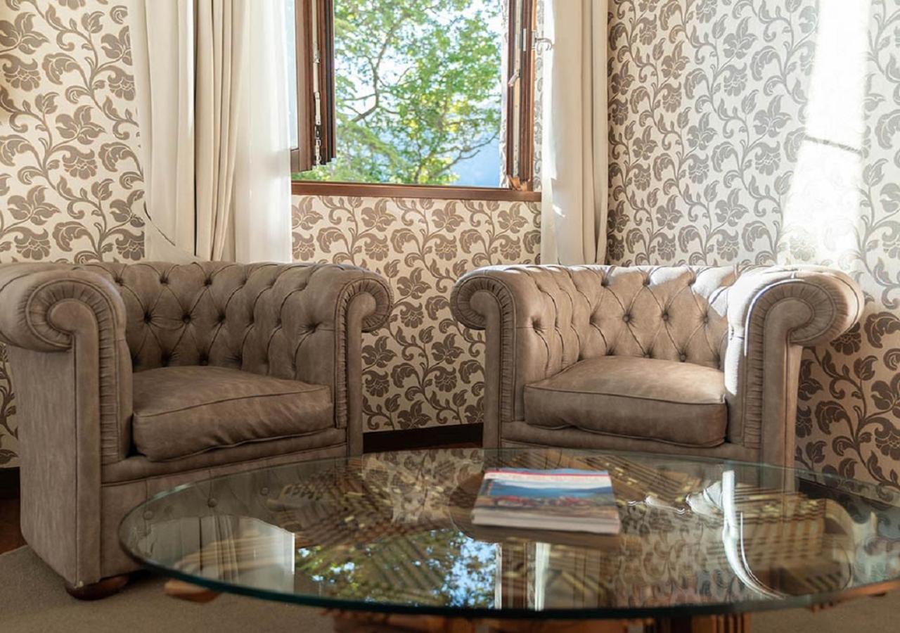 Villa Lario Resort Mandello 만델로델라리오 외부 사진
