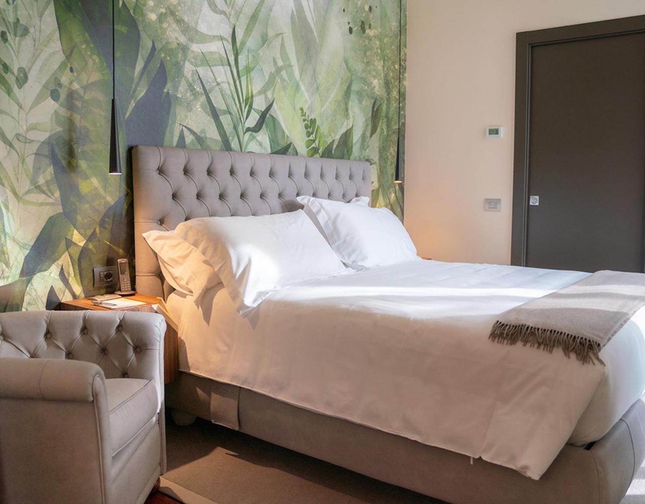 Villa Lario Resort Mandello 만델로델라리오 외부 사진